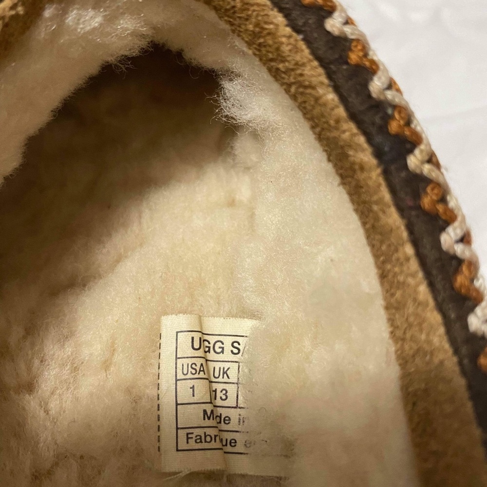 Ugg slippers